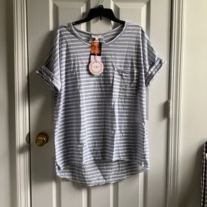 NWT Umgee T-shirt